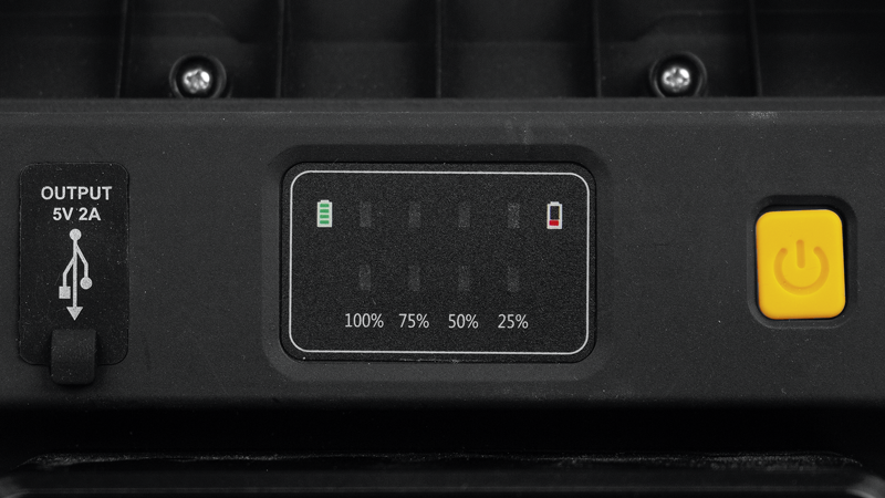 WORKLIGHT Projecteur multi battery LED accumulateurs 50W avec poignée et support
