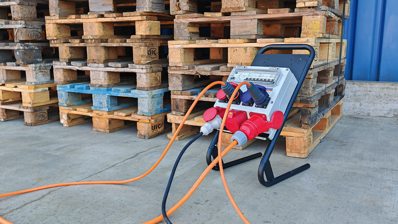 Baustromverteiler 16A bestückt IP55