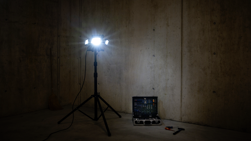 WORKLIGHT Projecteur LED AC 40W + DC 2*5W câble de 3m
