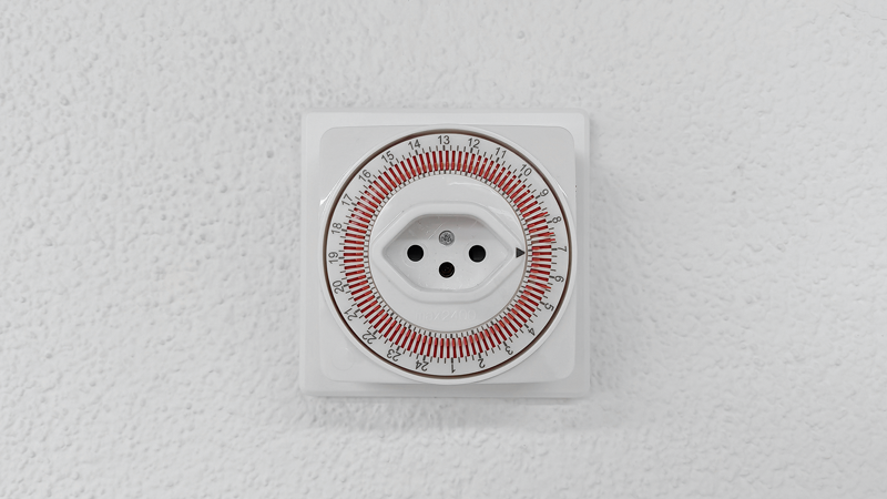 Timer mechanisch 24h-Zyklus / Schaltabstand 15min ws