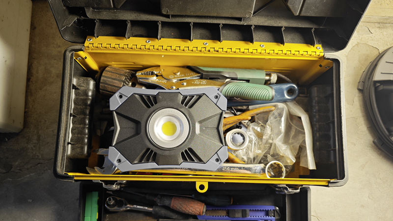 WORKLIGHT projecteur à accu LED 25W