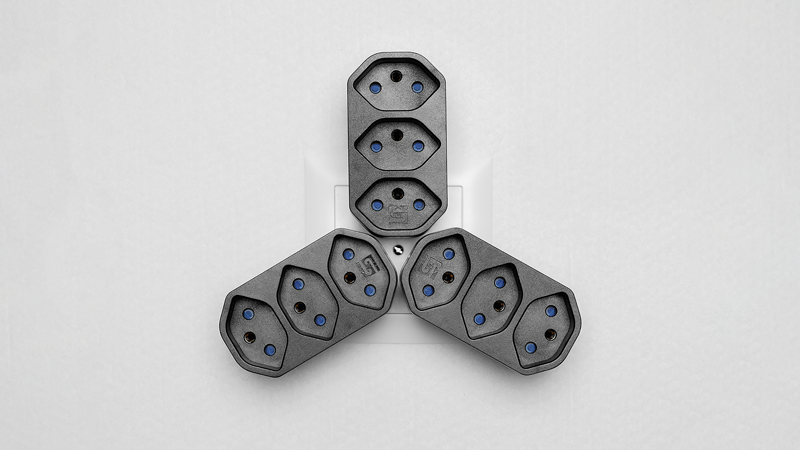 Mehrfachadapter MANTA 3xT13 drehbar 320° sw