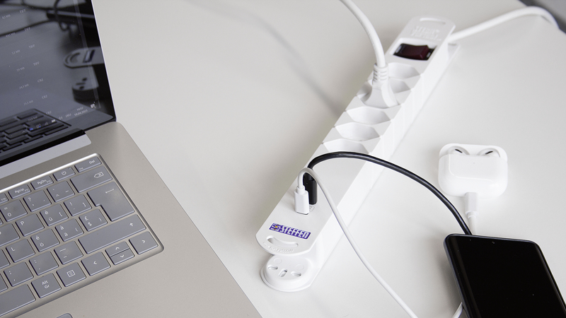 Presa multipla VARIABL 6xT13 + 2xUSB-C PD 18W 3m bi