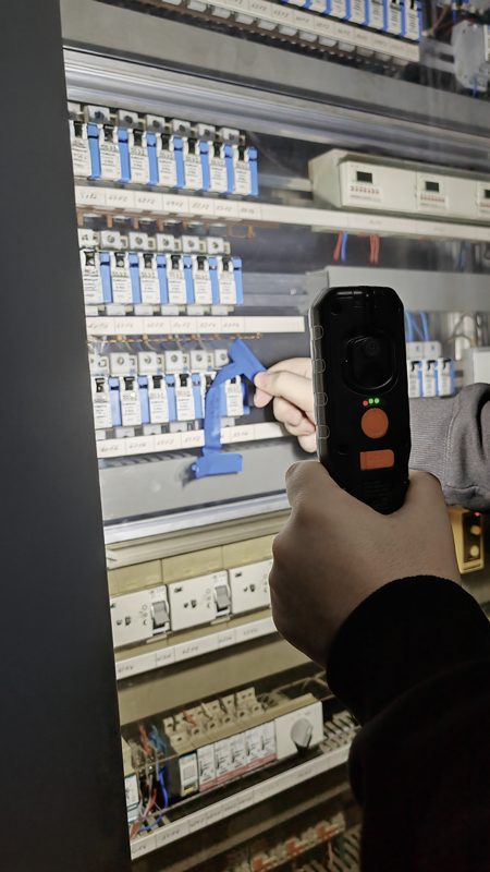 LED Akku-Handleuchte 5W, IP54, 240° drehbar